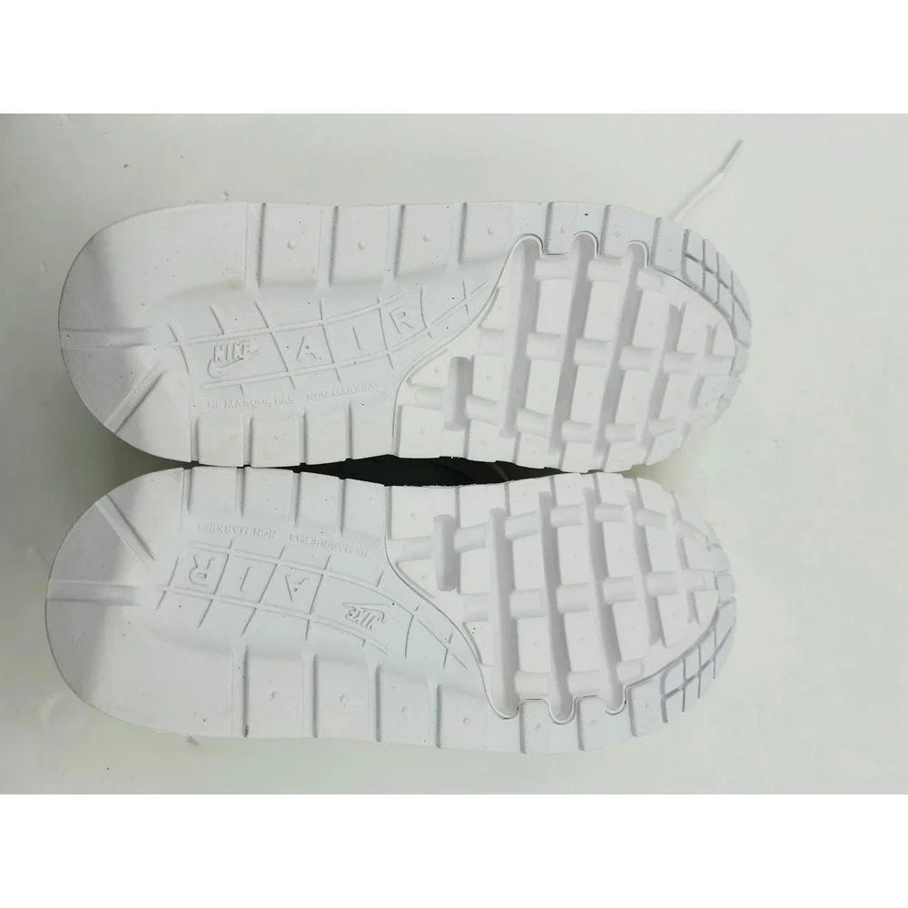Nike Air Max 1 Sneakers Boys 5Y White‎ New Without Box